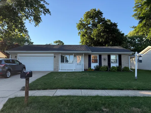 353 Irene Ave, Rochelle, IL 61068