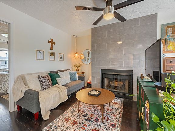 3rd image of 4441 Old College Rd APT 6203