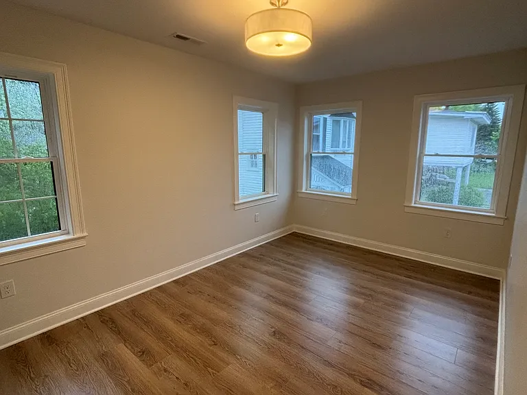 72 Prospect St #4 — Photo 17