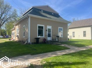 510 C Ave W, Oskaloosa, IA 52577