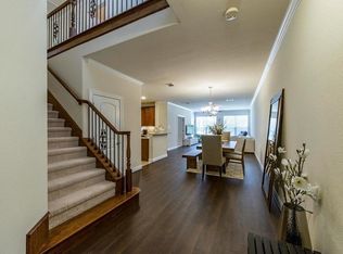 2633 Eagle Dr, Grapevine, TX 76051