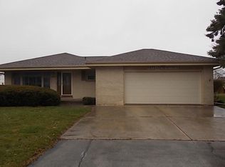 4617 Carter Dr, Racine, WI 53402