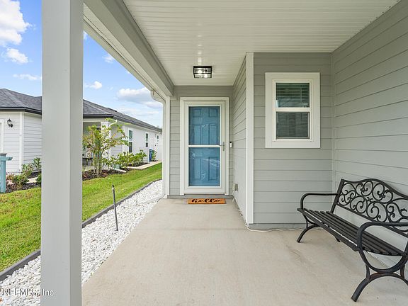 2nd image of 62 NEWLAND Court