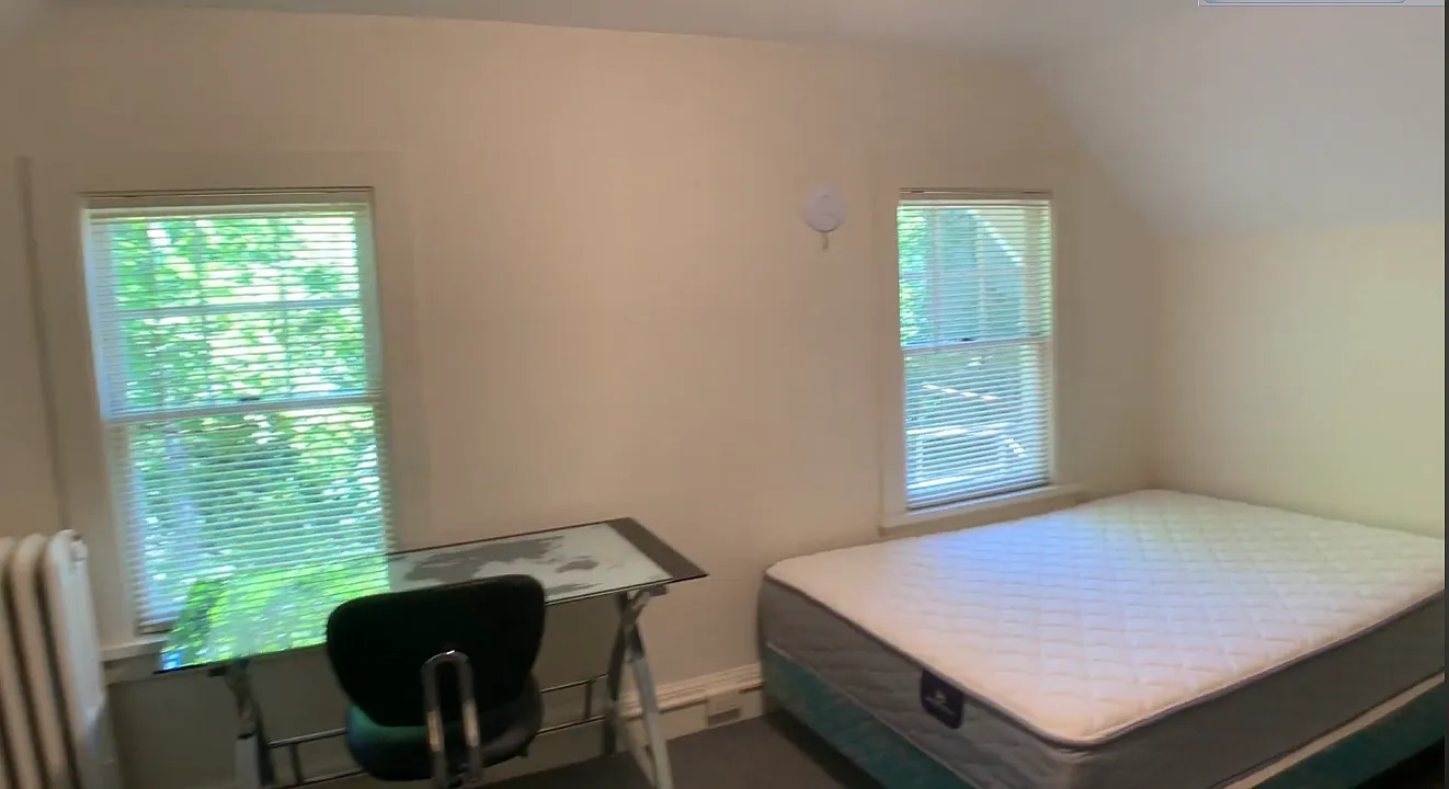 114 Highland Place - 4 — Photo 4