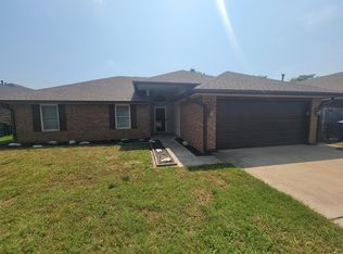 1713 Wilderness Dr, Norman, OK 73071