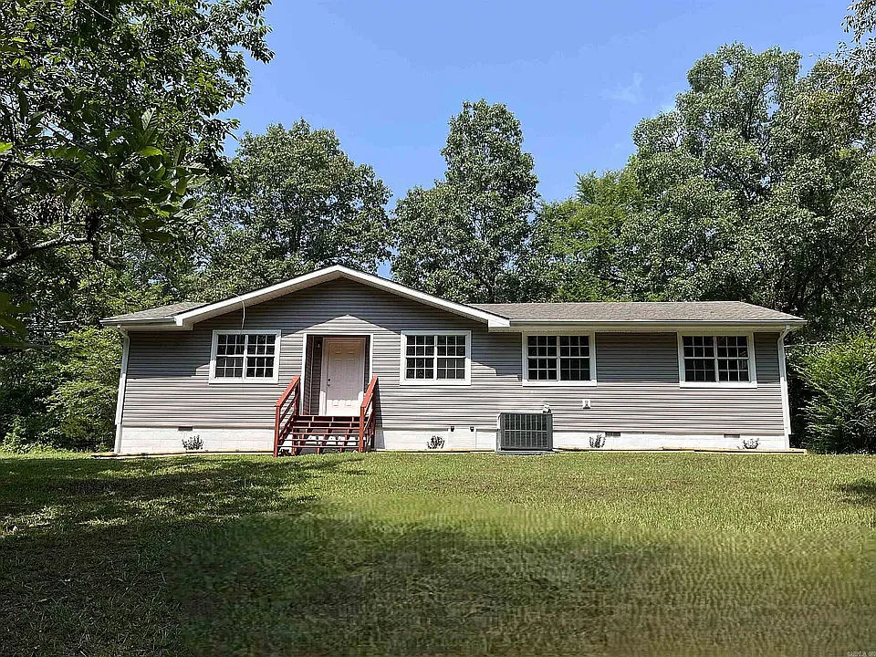4 bed, 1460 sqft, $1,460 — Photo 1