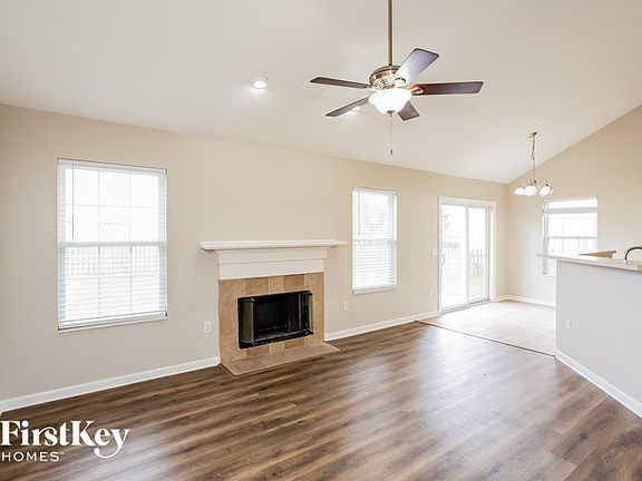 4th image of 9665 Shasta Dr