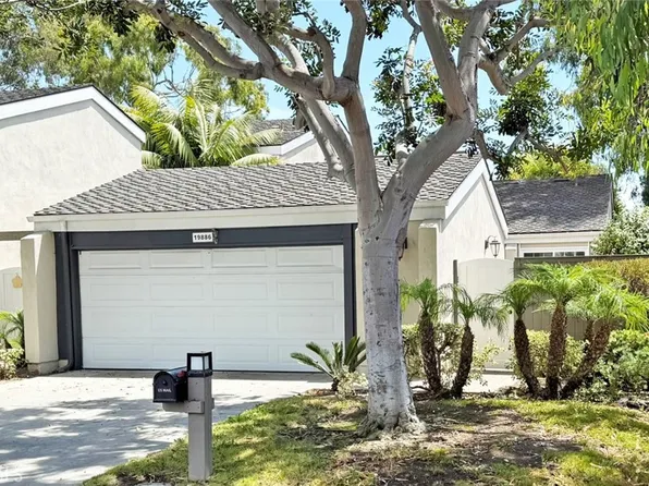 19886 Waterview Ln, Huntington Beach, CA 92648