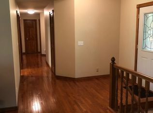 2536 W Canyonwood Ct, Nixa, MO 65714