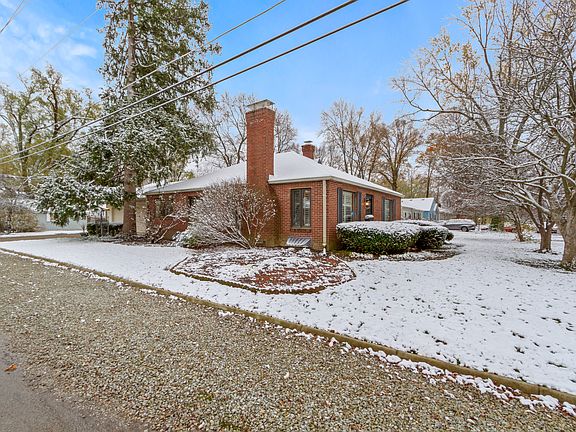 2nd image of 5657 Indianola Ave