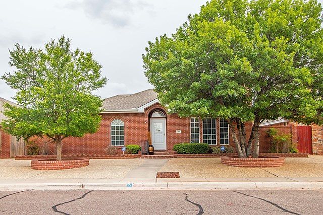 1st image of 4809 Dentcrest Dr