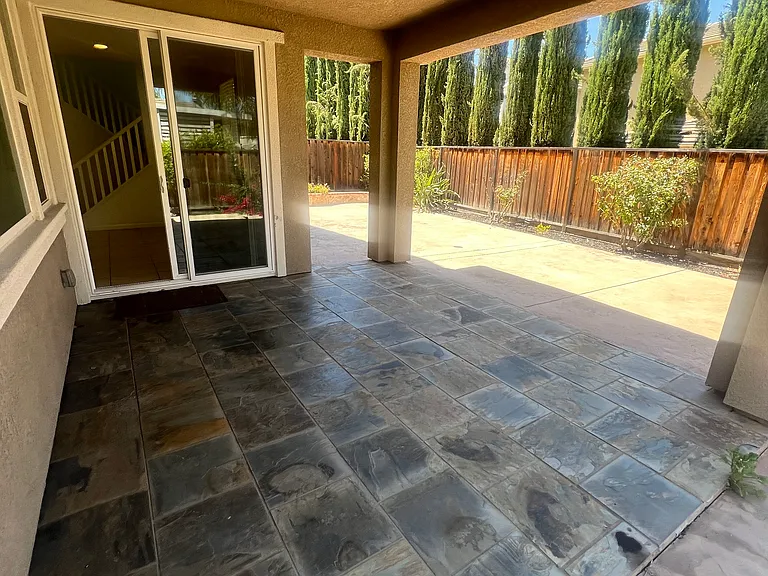 155 W Ladd Dr — Photo 39
