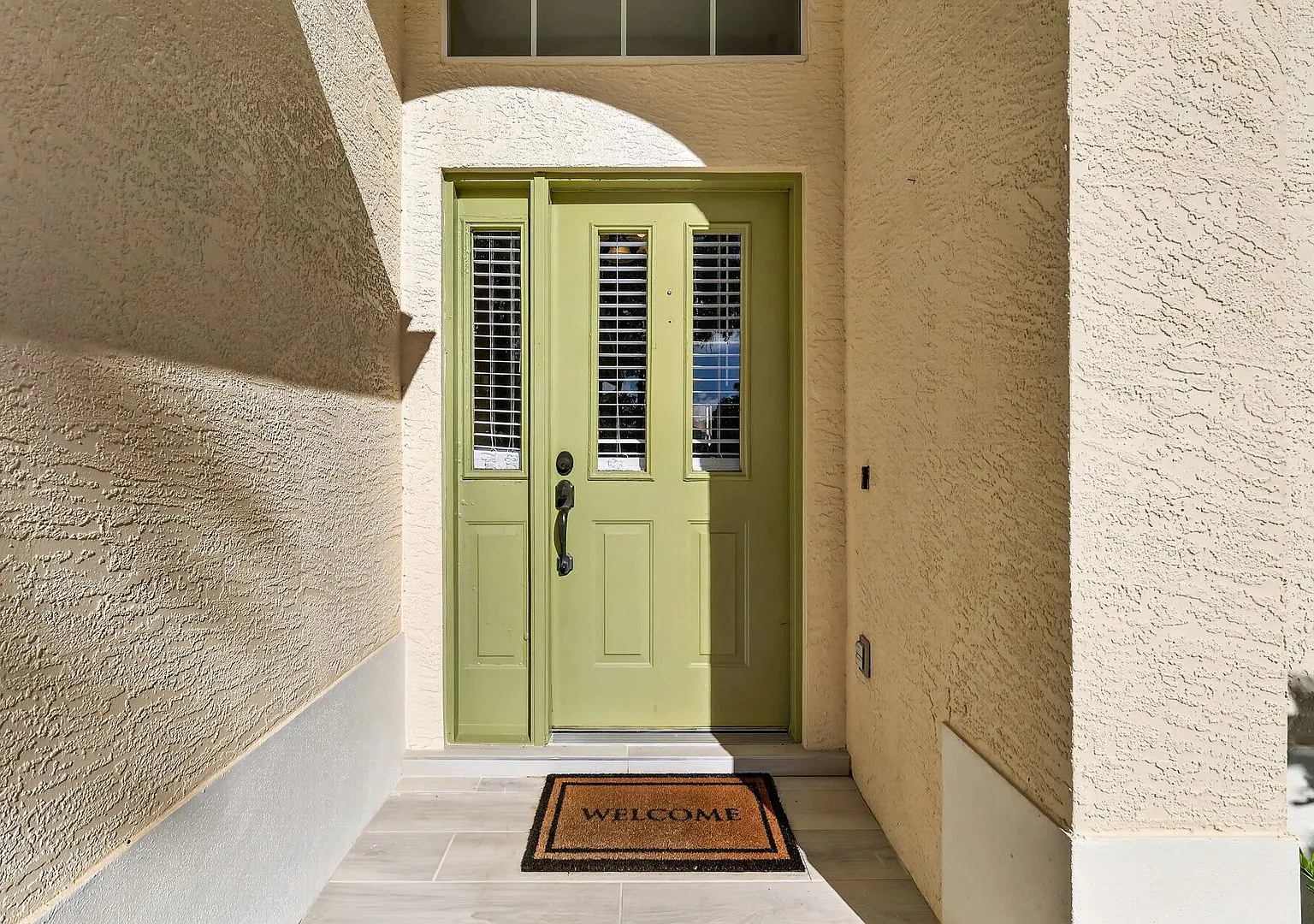 Immaculate 2 Bedroom / 2 Bathroom In Country Club Of Mount Dora! — Photo 3