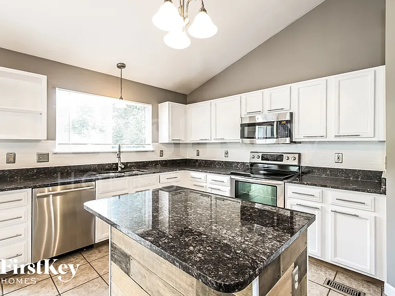 115 Winter Park Ct — Photo 6