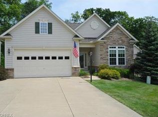 847 Willow Creek Dr, Akron, OH 44333