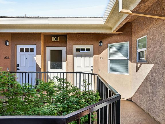 4th image of 900 Moon Cir Unit 937