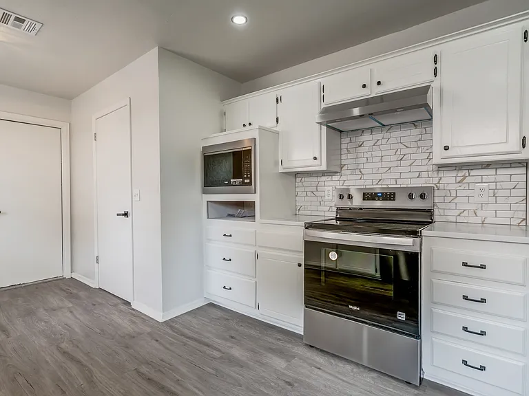 2809 Countrywood Ln — Photo 26