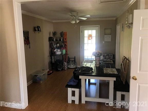 4th image of 804 W 15th St