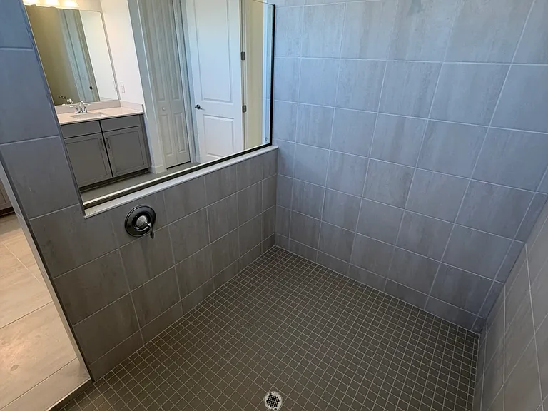 7760 Lakes Edge Ln — Photo 18