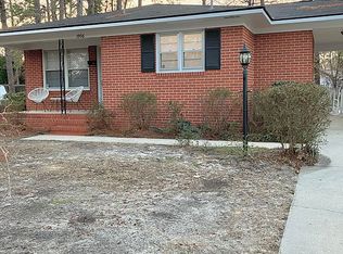 1906 Roxie Ave, Fayetteville, NC 28304