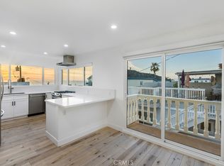 133 34th St APT D, Hermosa Beach, CA 90254
