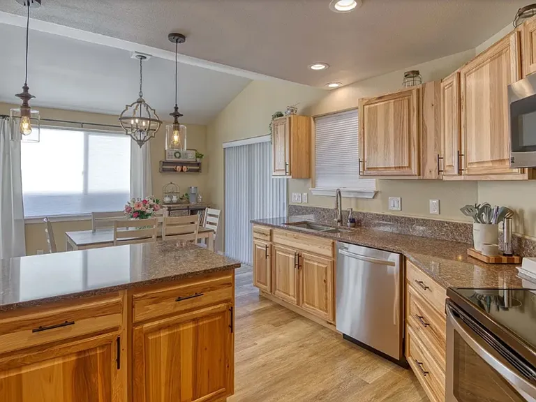 1154 Nautical Ln — Photo 11