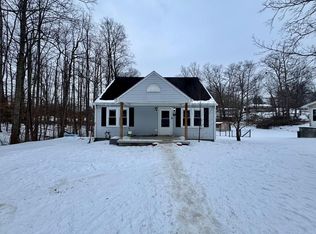 104 3rd St, Oak Hill, WV 25901