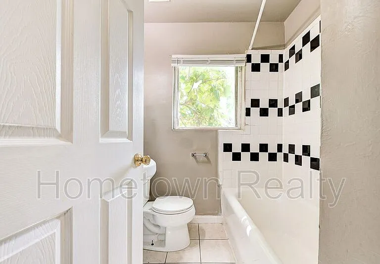 2229 NW 12th St #2229.5 — Photo 19