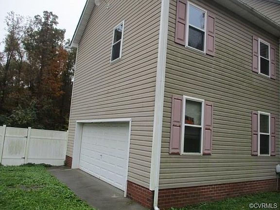 4th image of 1339 Cedar Lawn Ave
