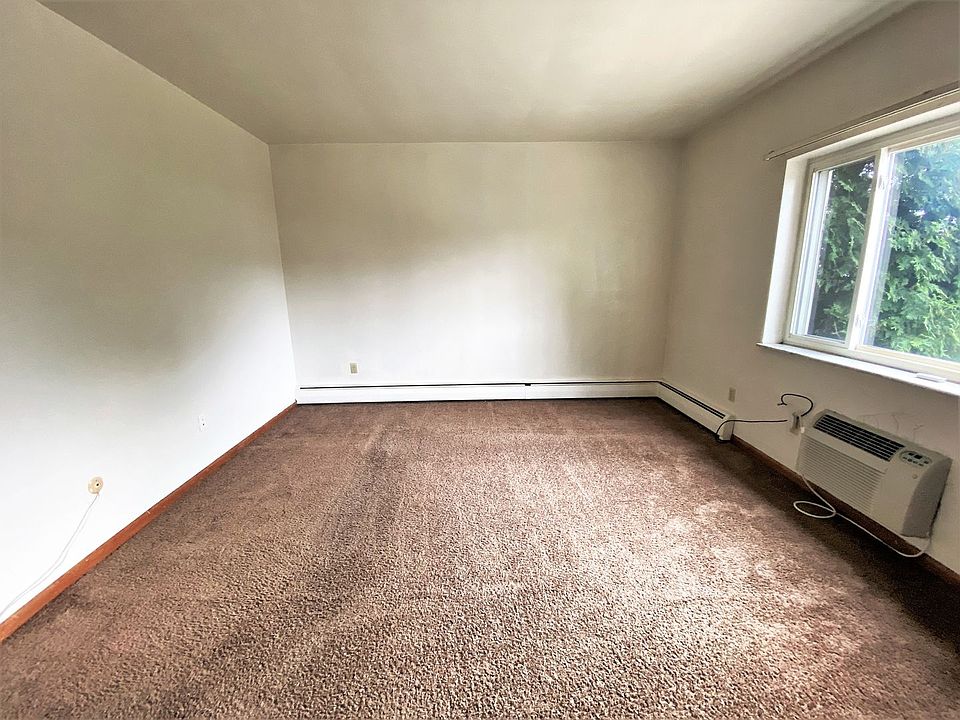 445 Walnut Street Apartment Rentals Springdale, PA Zillow