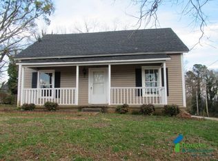 100 Cleveland St, Easley, SC 29640