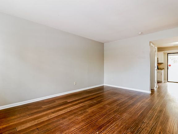 5th image of 845 Von Kolnitz Rd