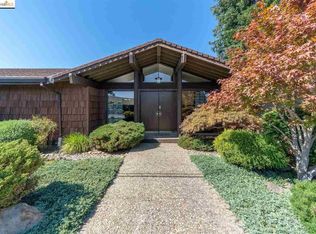 23 Donald Dr, Orinda, CA 94563