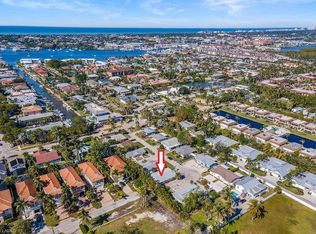 1780 Smugglers CV #A & B, NAPLES, FL 34112