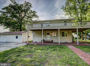 322 S Golfwood Ave, Carneys Point, NJ 08069