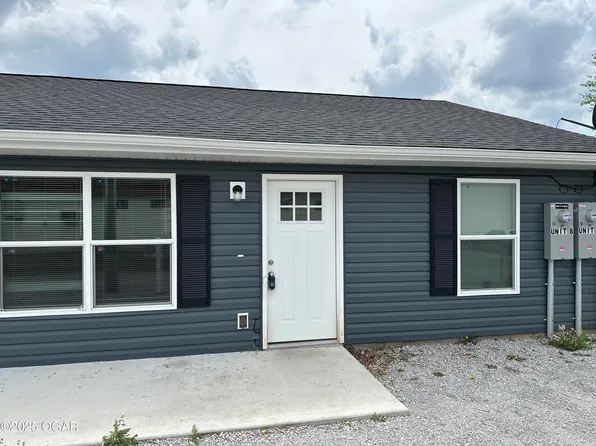 866 E Virginia Ave #A, Galena, KS 66739