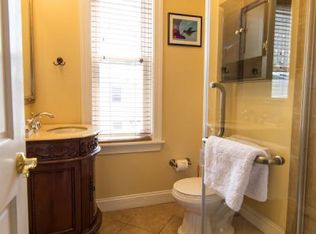 1806 Pine St #3, Philadelphia, PA 19103