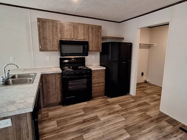 1 Vista Del Rio #60, Belen, NM 87002