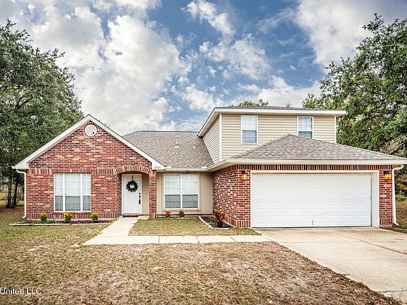 3rd image of 2501 Shelby Ln