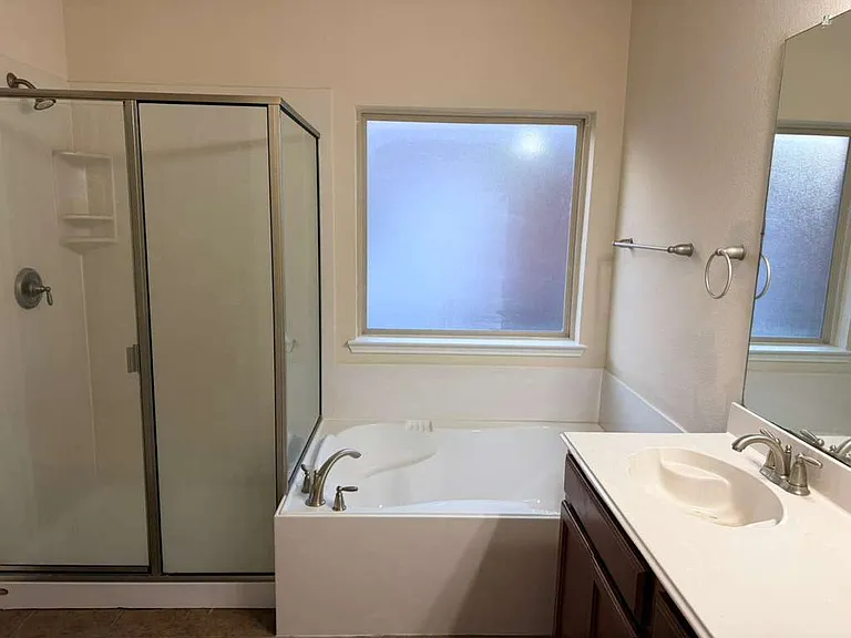 404 Northbrook Ave — Photo 10