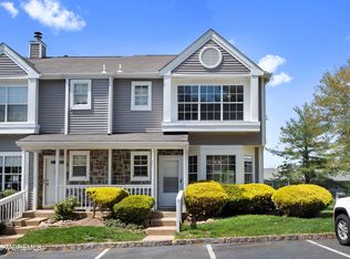 17 Mainbraid Ct, Tinton Falls, NJ 07753