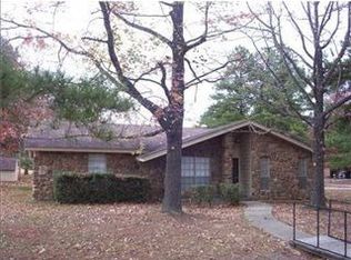 801 N Apple St, Greenwood, AR 72936