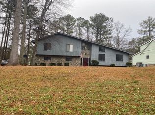 3255 Redona Dr, Atlanta, GA 30349