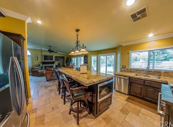 2nd image of 2202 Lonestar Dr