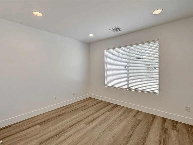 9226 Horseshoe Basin Ave #0 — Photo 8