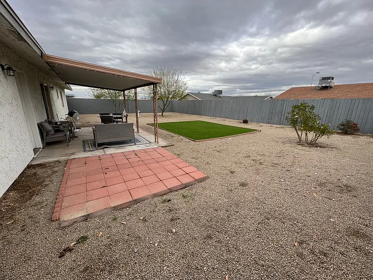 231 Fullerton Ave — Photo 13