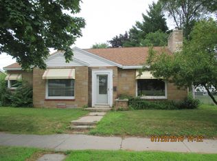 1220 Carney Blvd, Marinette, WI 54143