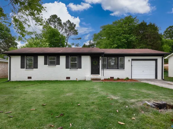 1004 Parcus Rd SE, Huntsville, AL 35803
