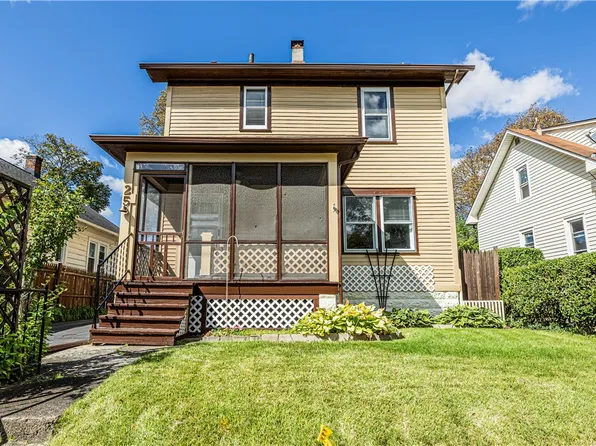 25 Dyson St, Rochester, NY 14609