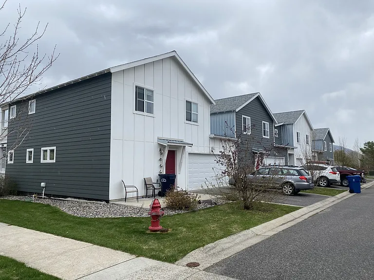 2286 Gallatin Green Blvd #C — Photo 2